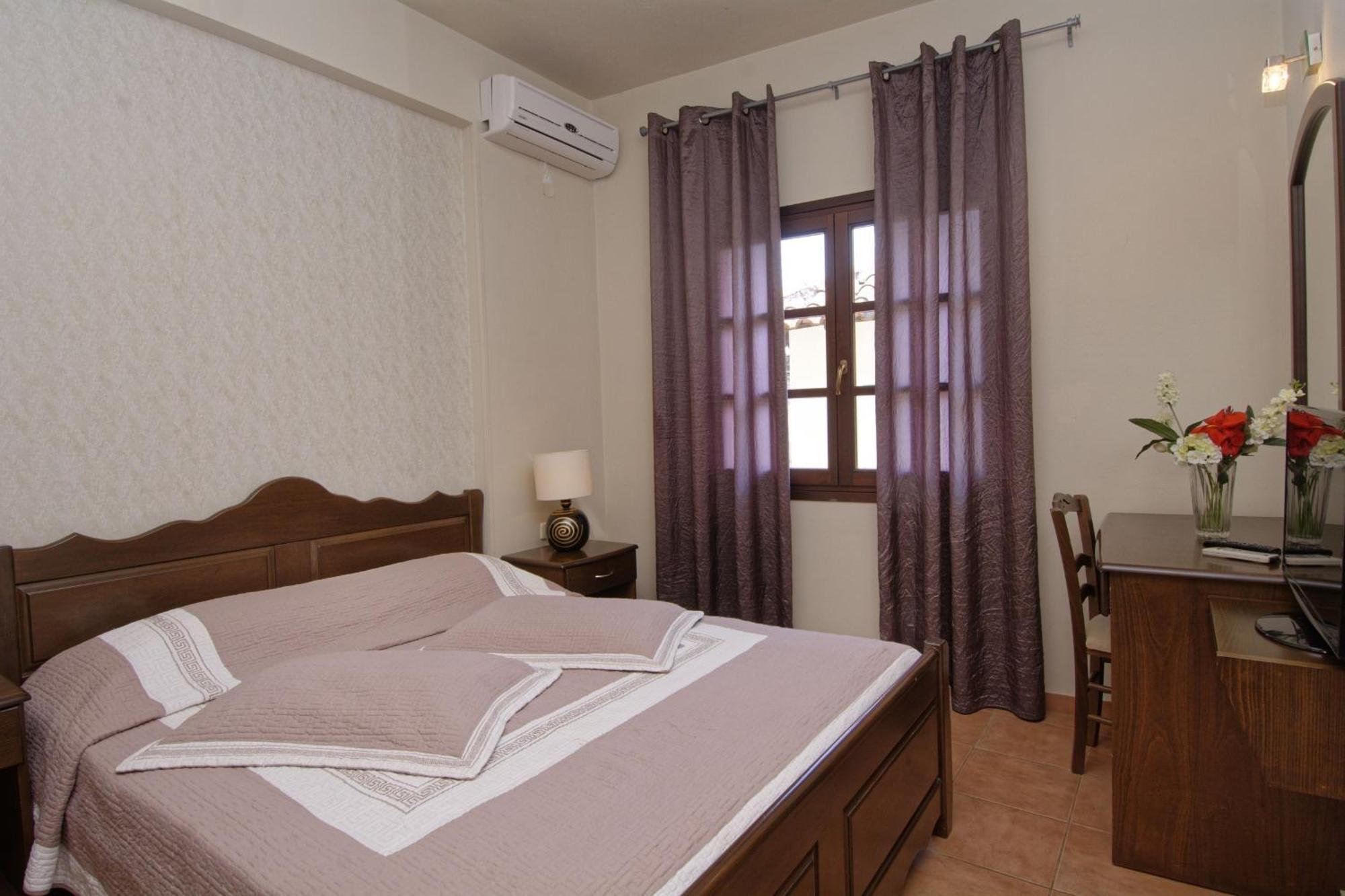 Enalion Hotel Кала-Нера Экстерьер фото